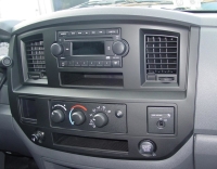 Doppel DIN Radioblende Dodge RAM 1500 2500 3500 von 2006-2010